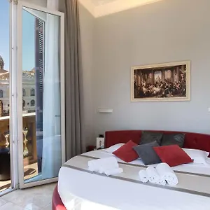 Pantheon Caesar Relais ** Rome